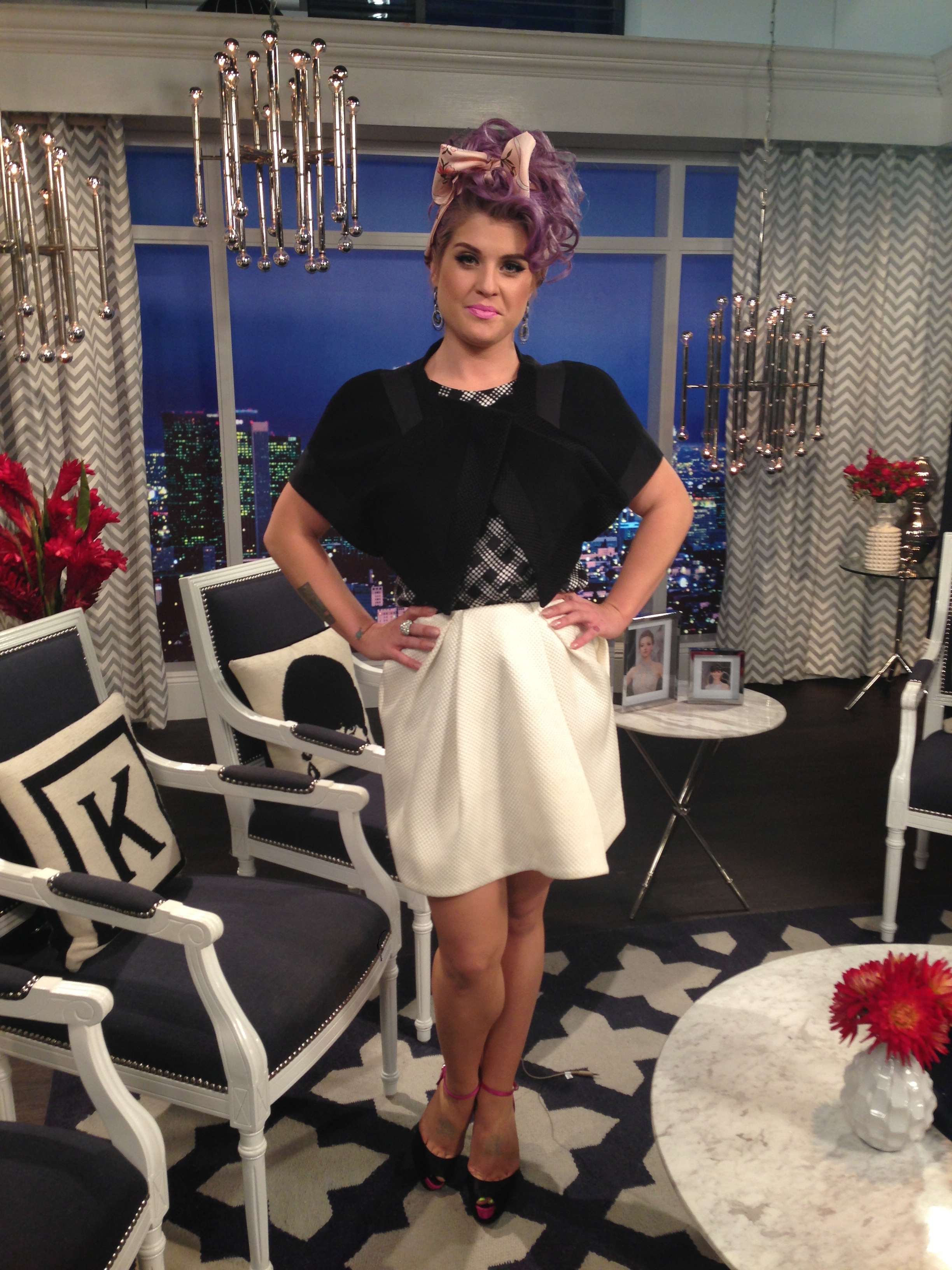 Kelly Osbourne wearing GUiSHEM on E! 